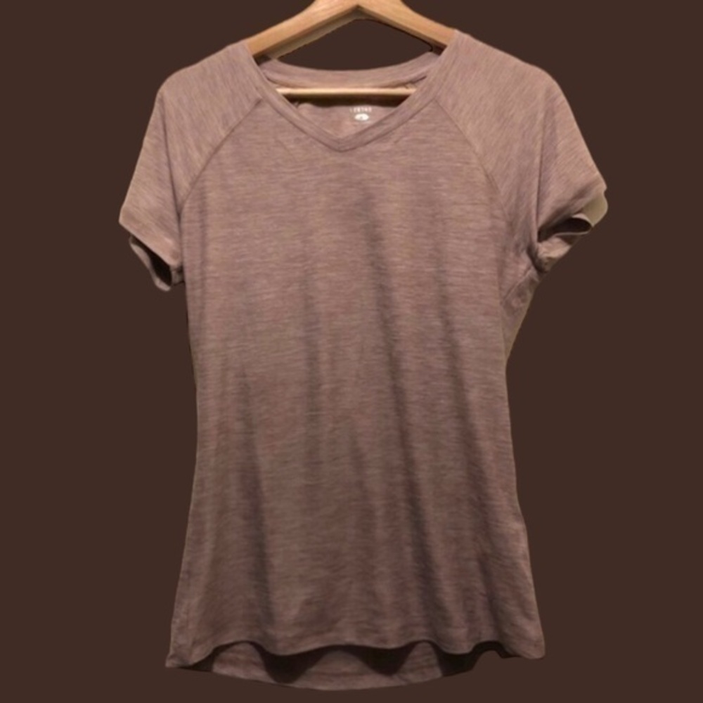 LEG3ND Women’s Lavender Soft Active Top Size Large